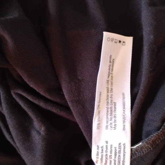 Like New Condition Eileen Fisher Black Tunic Top – Size XL – Viscose Blend - Picture 3 of 5
